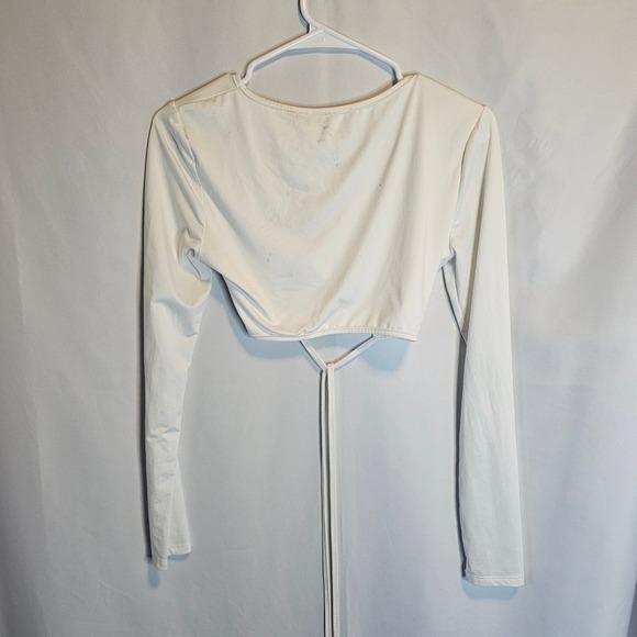 Tic Toc White Long Sleeve Tie‎ Front Cutout Crop Top - Women's Size M - Picture 6 of 6